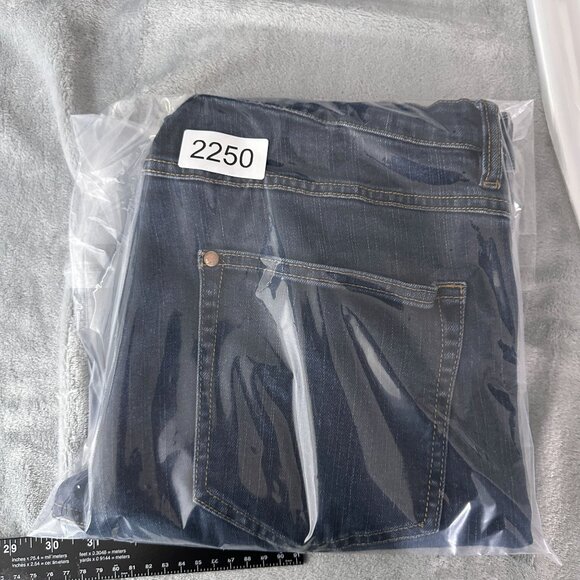 H&M Skinny Jeans Womens Size 34/32 Low Waist Button Fly Medium Wash Blue - Picture 12 of 12